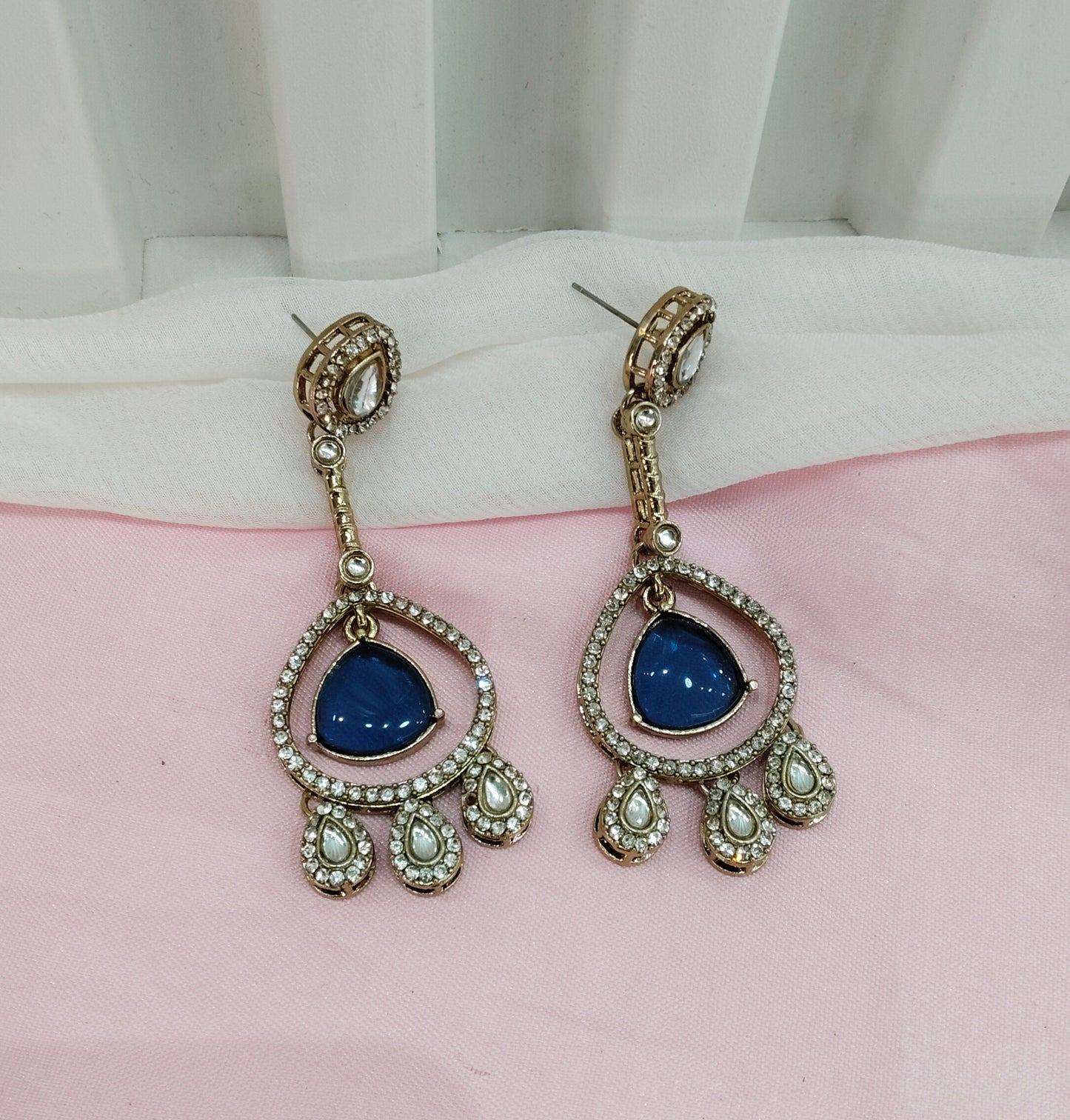 Blue Antique Gold Omna Earrings Set