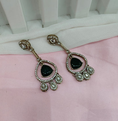 Green Antique Gold Omna Earrings Set