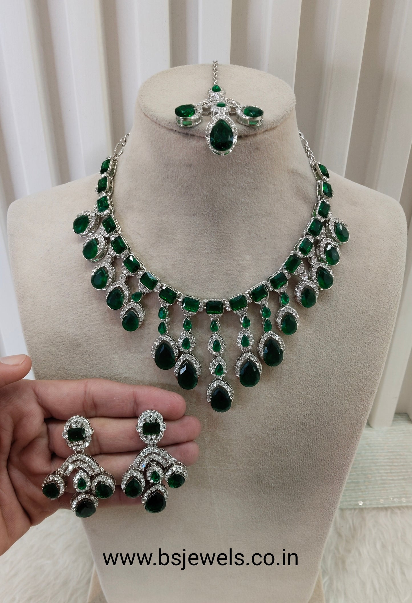 Green Silver Zircon Necklace Jewellery Ekaksh Set