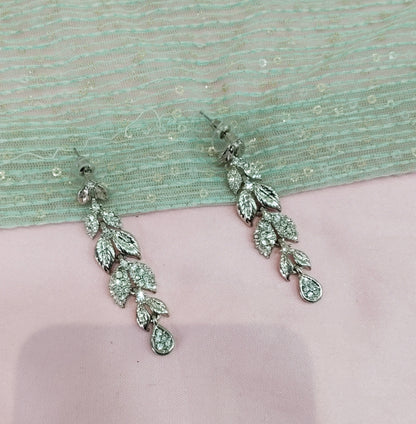 Silver White Bollywood Shubman Earrings