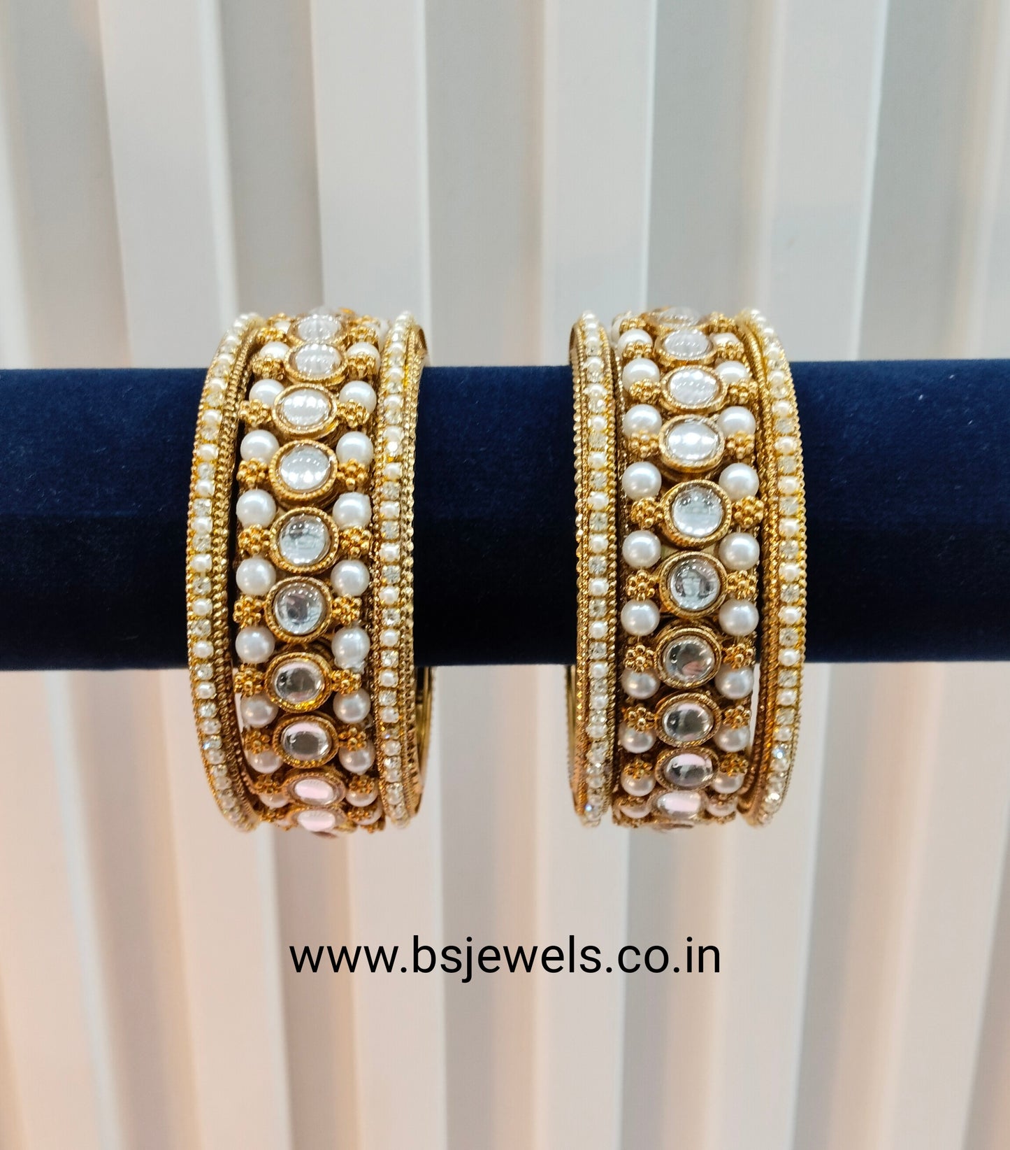 Bangles jewelry Set/Traditional bollywood jewelry/Kundan gold bangles