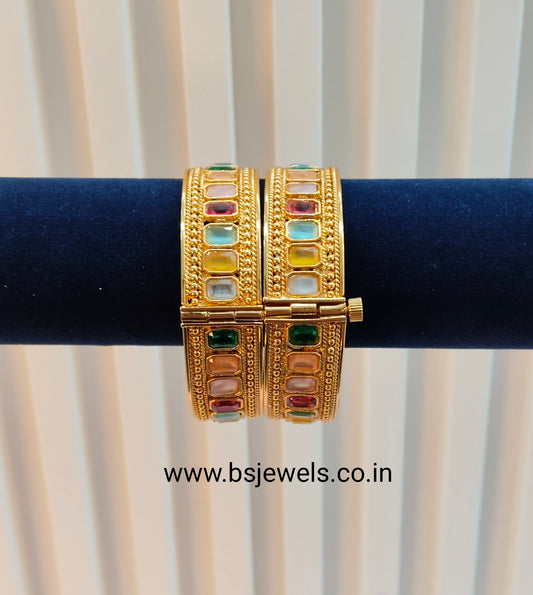 2.6 Size bangles jewelry /Traditional bollywood jewelry/Multi Color Screw Gold bangles