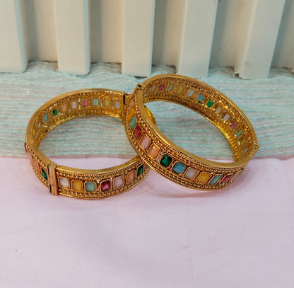 2.6 Size bangles jewelry /Traditional bollywood jewelry/Multi Color Screw Gold bangles