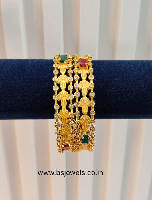 2.6 Size bangles jewelry /Traditional bollywood jewelry/Ruby Green Gold bangles