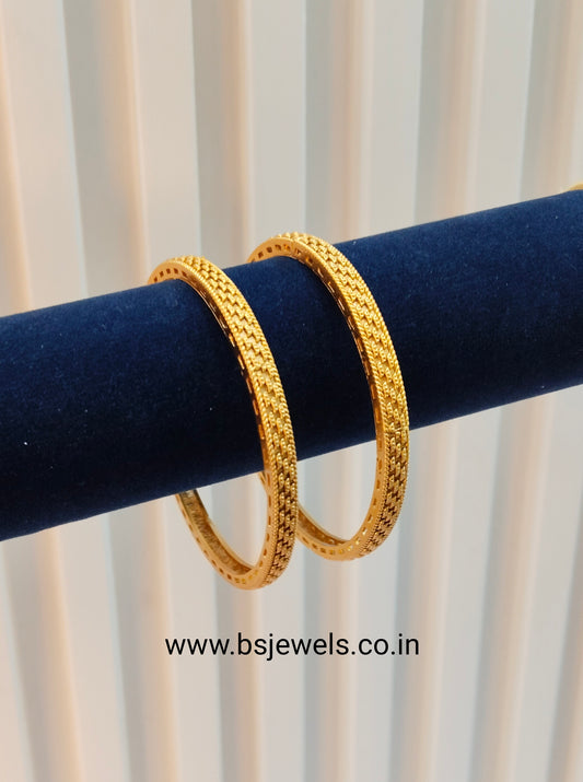 2.6 Size bangles jewelry /Traditional bollywood jewelry/ Gold bangles