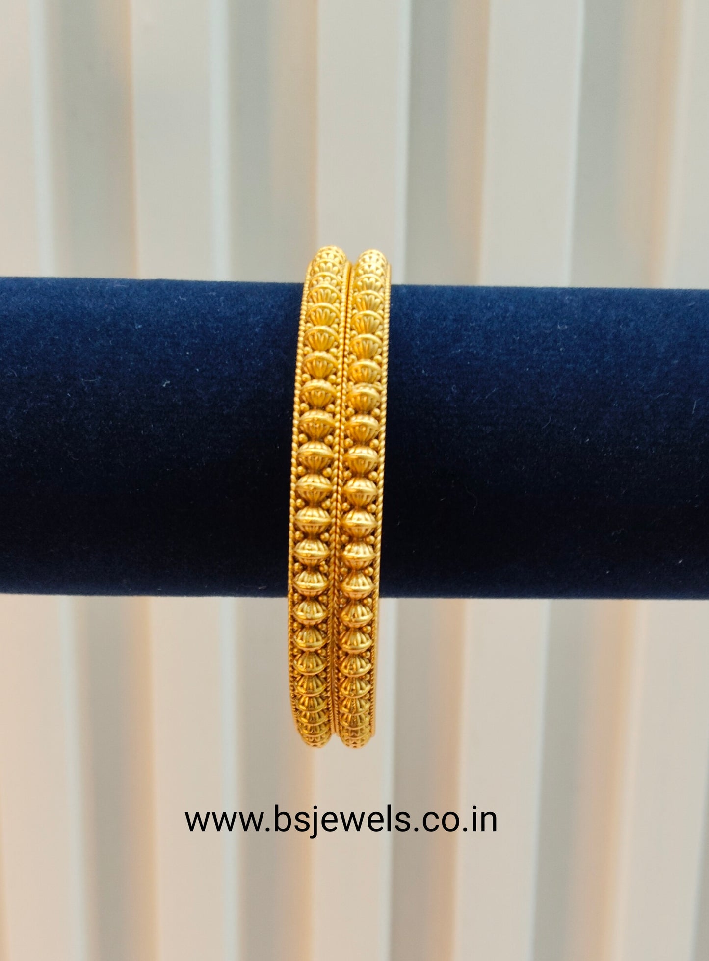 2.6 Size bangles jewelry /Traditional bollywood jewelry/ Gold bangles