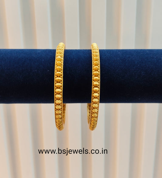 2.6 Size bangles jewelry /Traditional bollywood jewelry/ Gold bangles