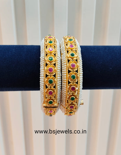 2.6 Size bangles jewelry /Traditional bollywood jewelry/Ruby Green Gold bangles