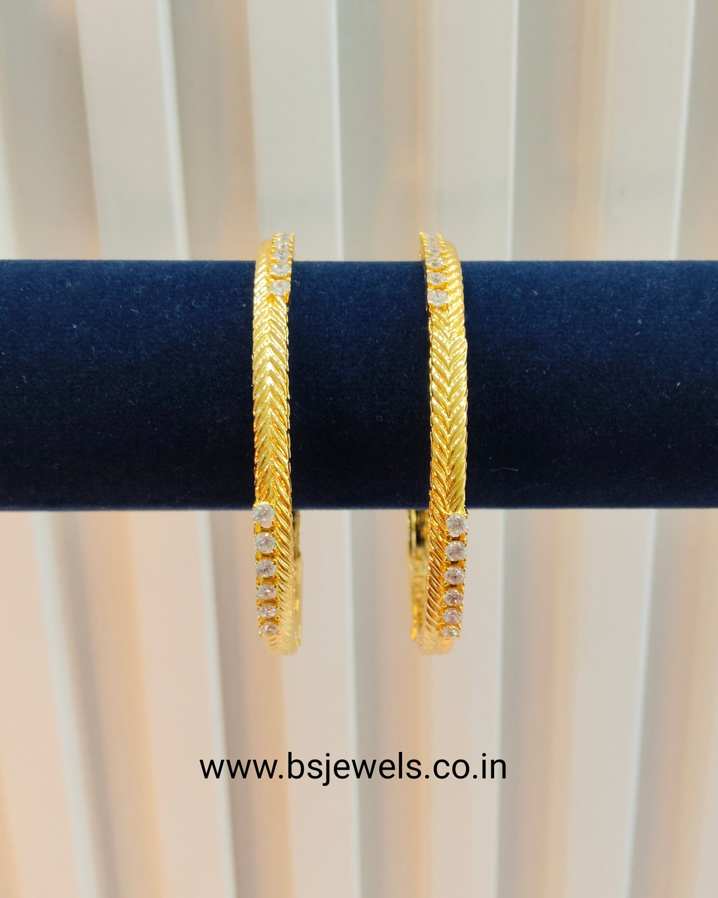 2.8 Size bangles jewelry /Traditional bollywood jewelry/ Gold bangles