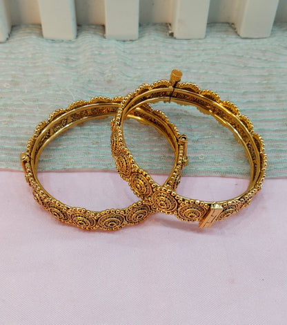 2.4 Size bangles jewelry /Traditional bollywood jewelry/ Screw Gold bangles