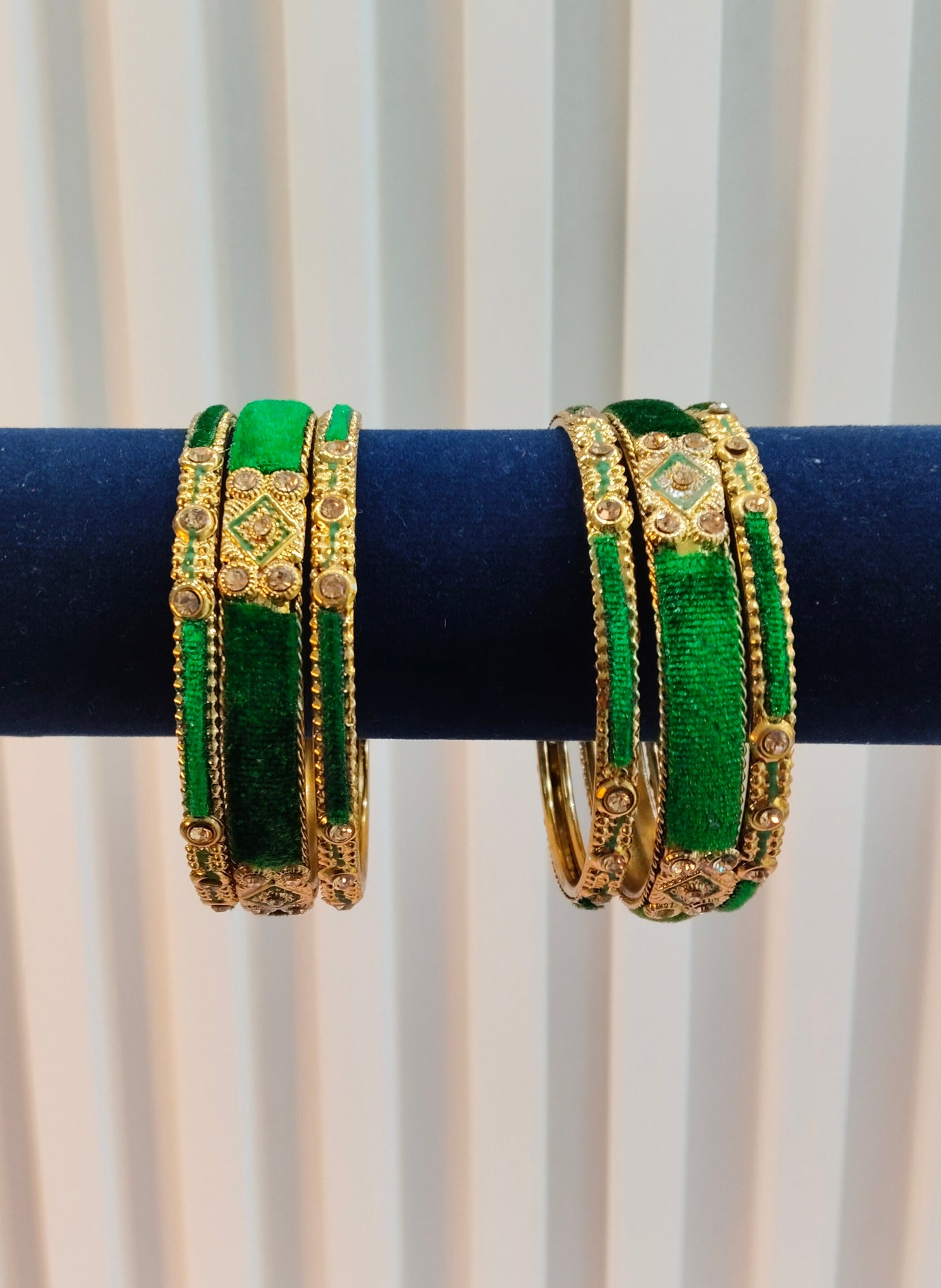 2.6 Size bangles jewelry Set /Traditional bollywood jewelry/Green Antique bangles
