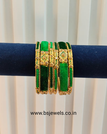2.6 Size bangles jewelry Set /Traditional bollywood jewelry/Green Antique bangles