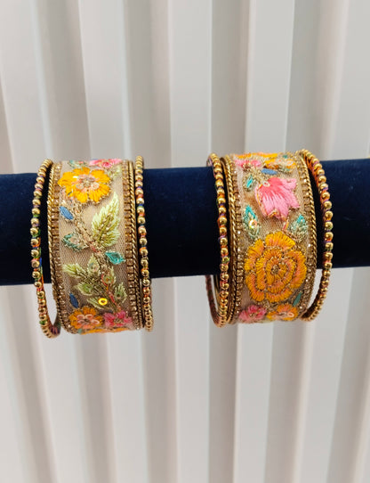 2.6 Size bangles jewelry Set /Traditional bollywood jewelry/Multi Color Antique bangles