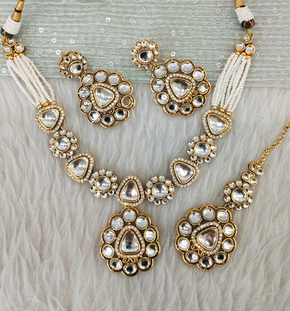 White Gold Kundan Necklace Jewellery Kajal Set