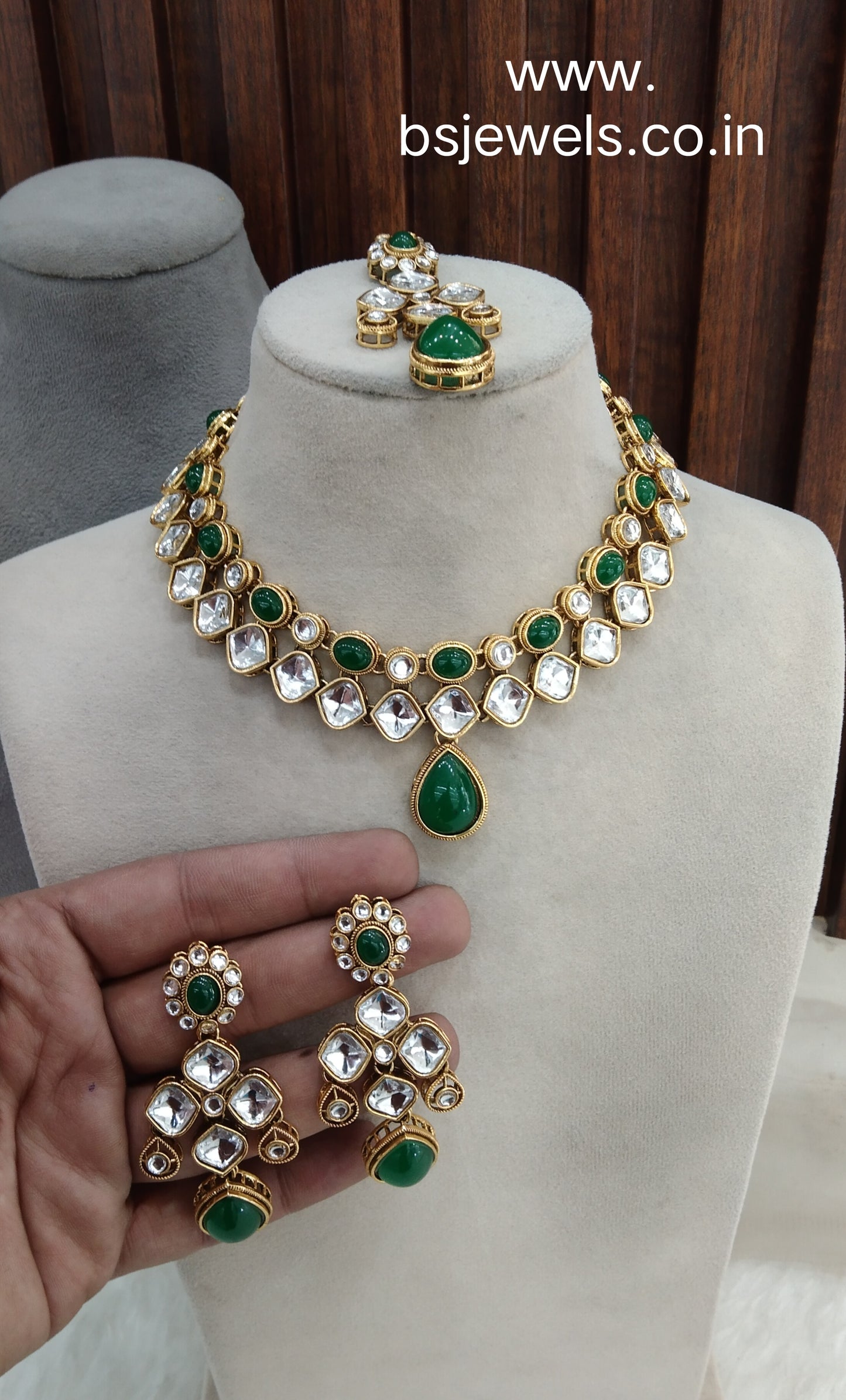 Green Gold Kundan Necklace Jewellery Rupy Set