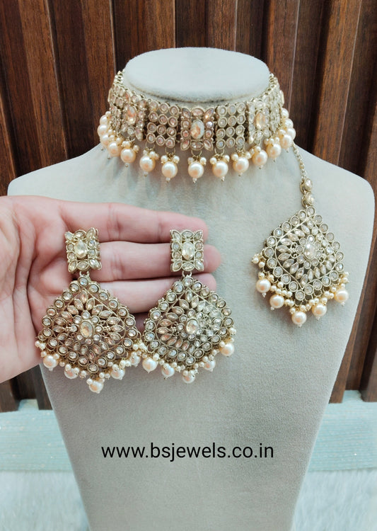 Antique Gold Choker Jewellery Hanish Set