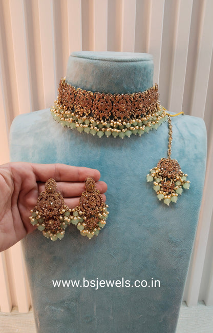 Pista Antique Gold Choker Jewellery David Set