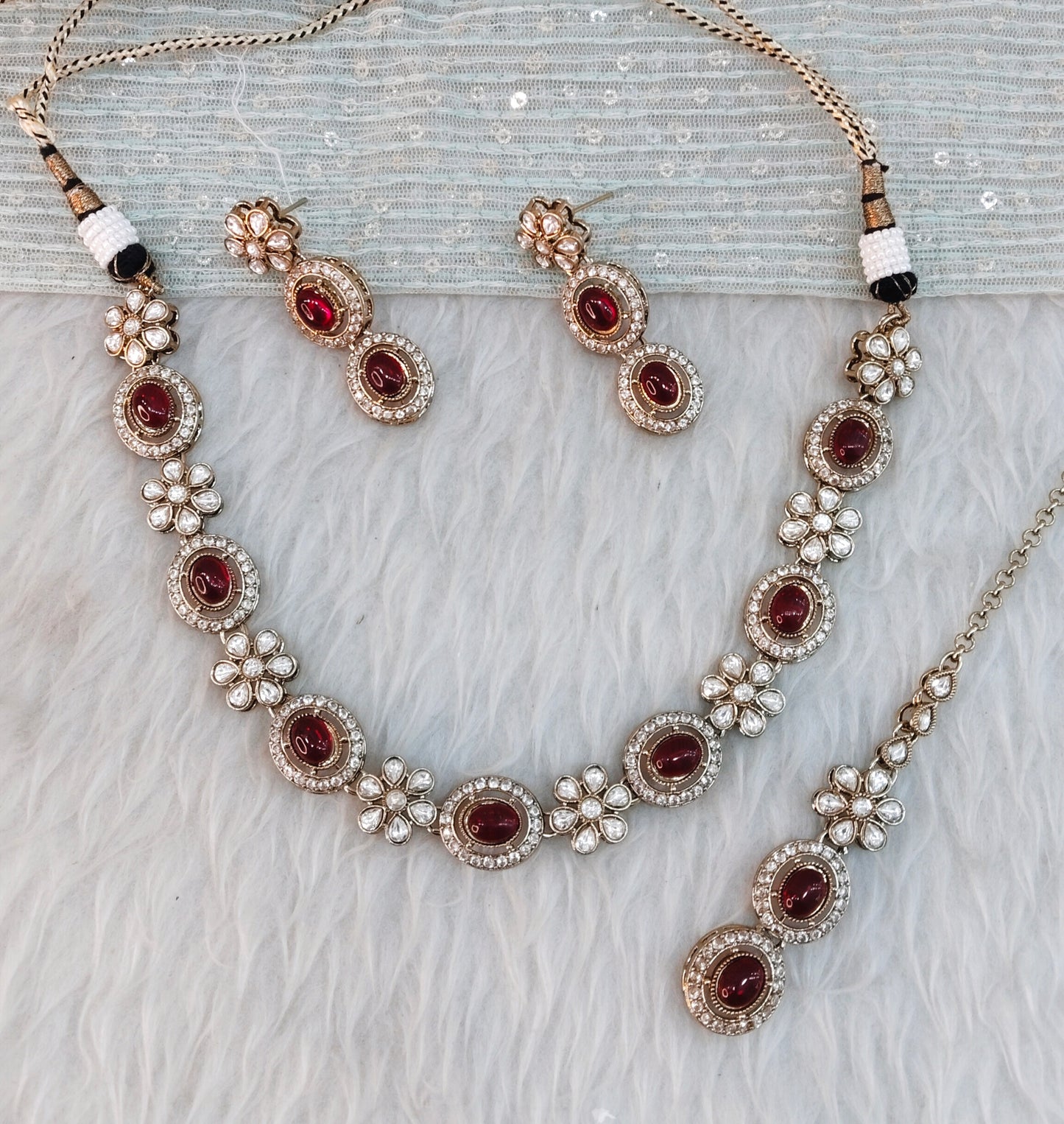 Maroon Gold Moissanite Kundan Necklace Jewellery Jordan Set