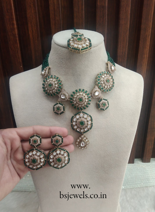 Green Gold Moissanite Kundan Necklace Jewellery Gippy Set