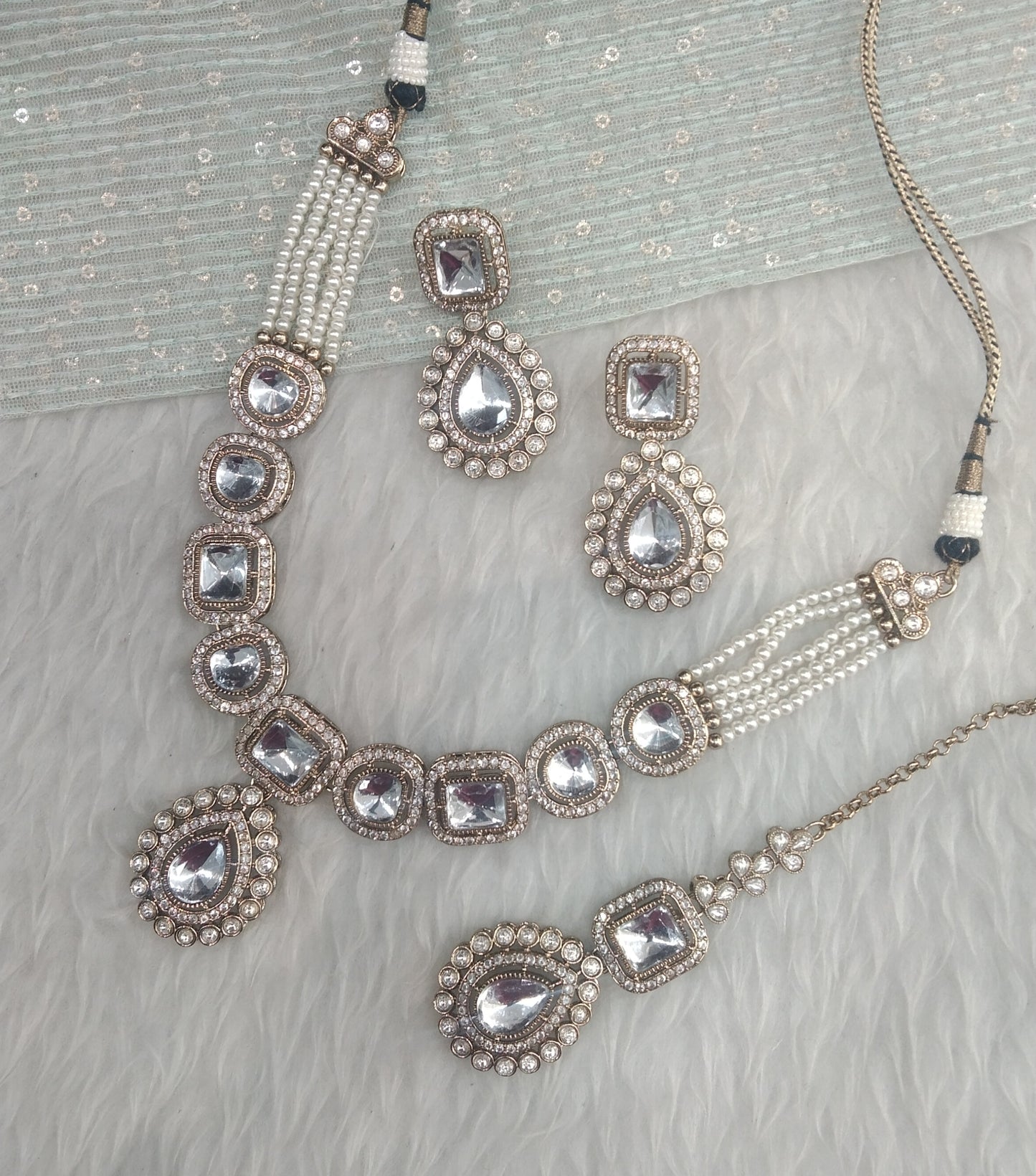 White Gold Moissanite Kundan Necklace Jewellery Manddy Set