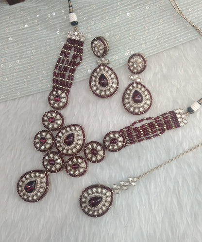 Maroon Gold Moissanite Kundan Necklace Jewellery Gippy Set