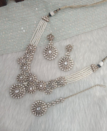 White Gold Moissanite Kundan Necklace Jewellery Manddy Set