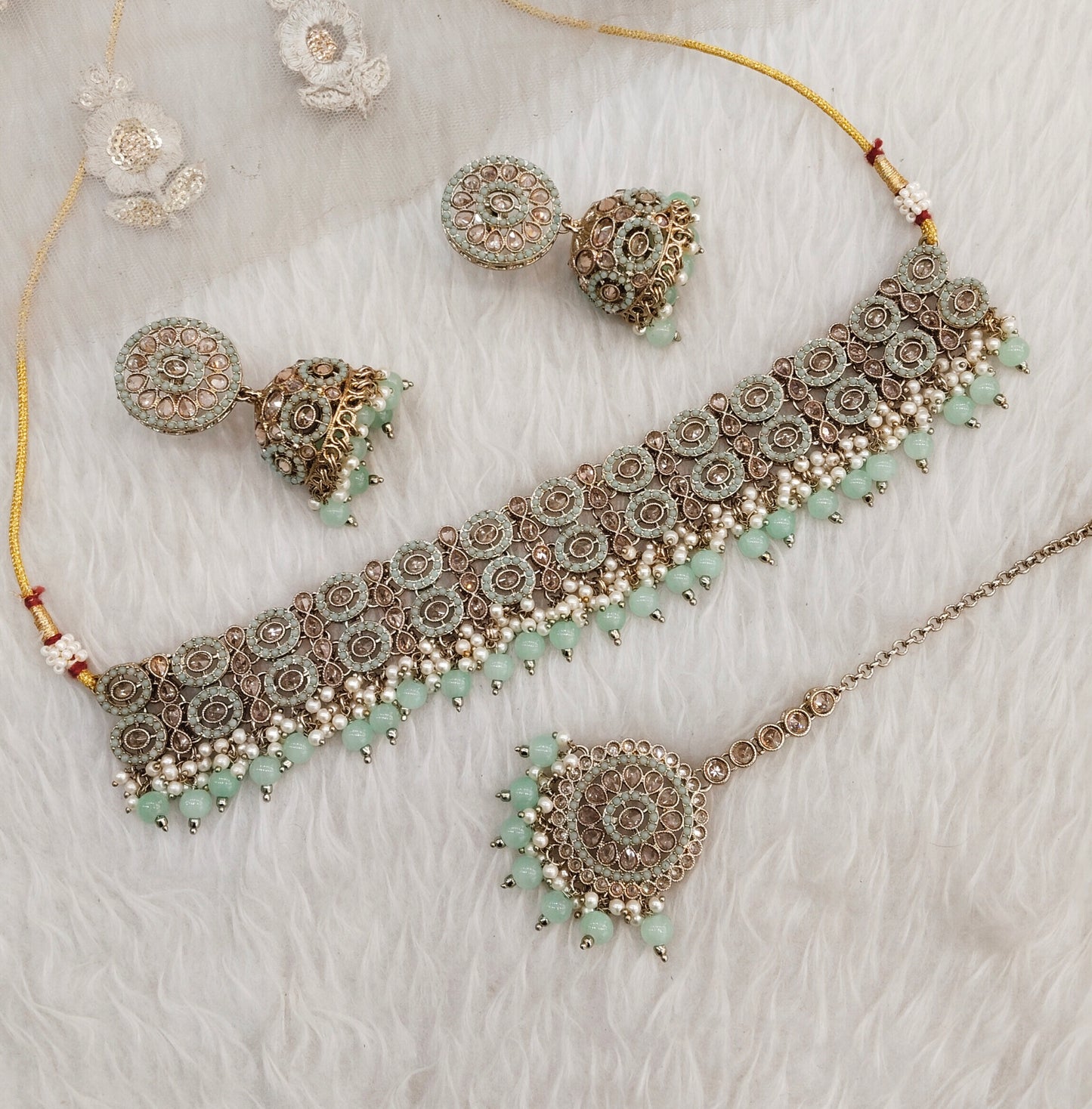 Pista Antique Gold Choker Jewellery Mika Set
