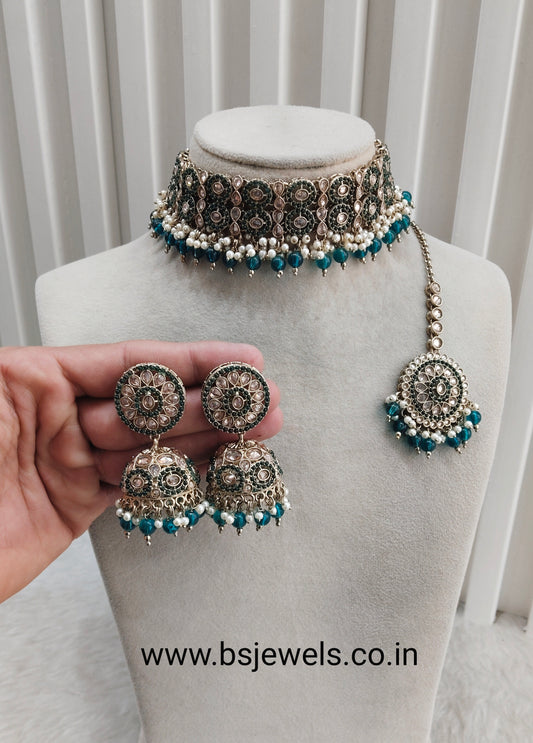 Rama Green Antique Gold Choker Jewellery Mika Set