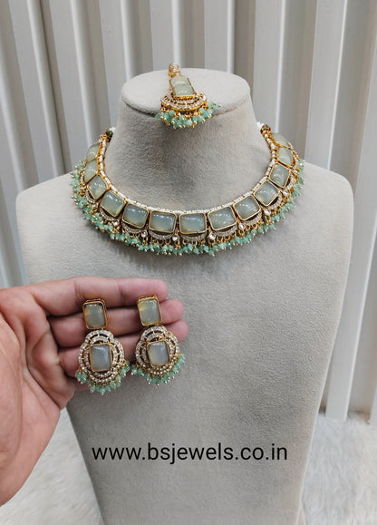 Pista Gold Monalisa Kundan Necklace Jewellery Rock Set