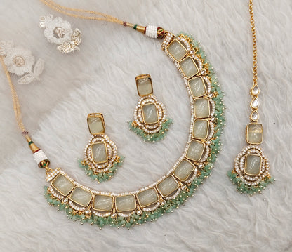 Pista Gold Monalisa Kundan Necklace Jewellery Rock Set