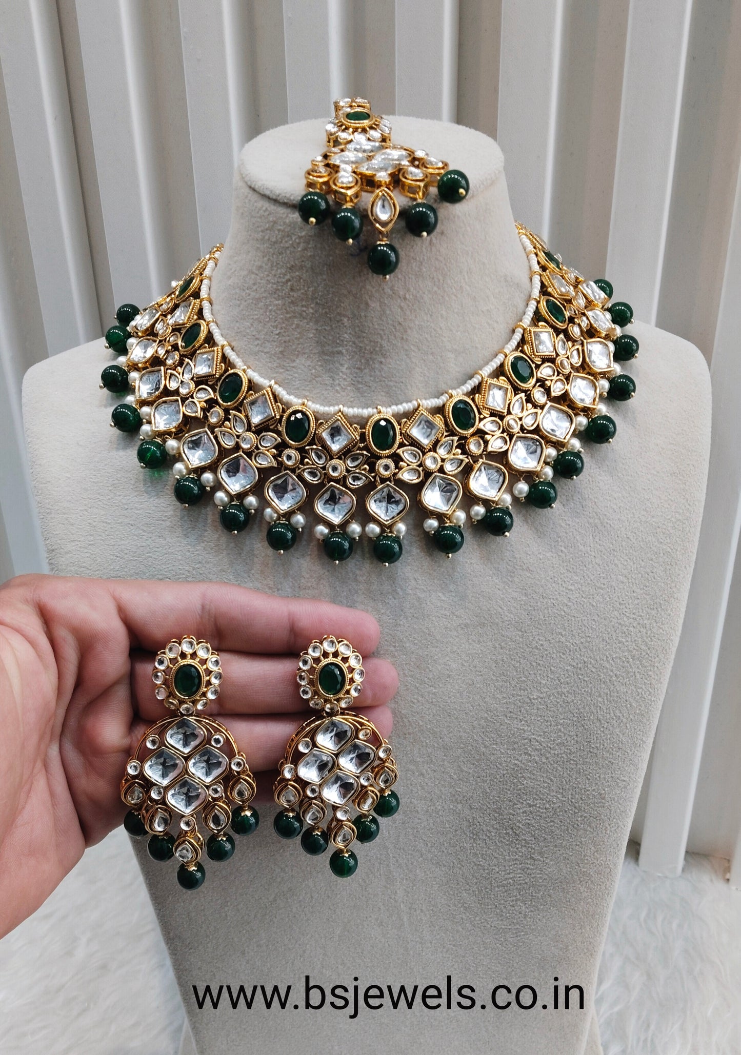 Green Gold Kundan Necklace Jewellery Rishi Set