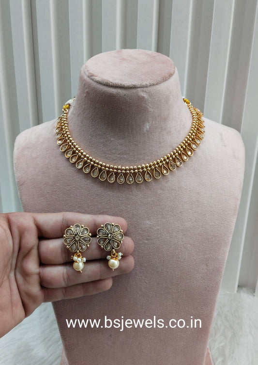 Gold Polki Necklace Jewellery Set