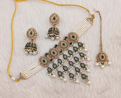 Green Antique Gold Choker Jewellery Monte Set