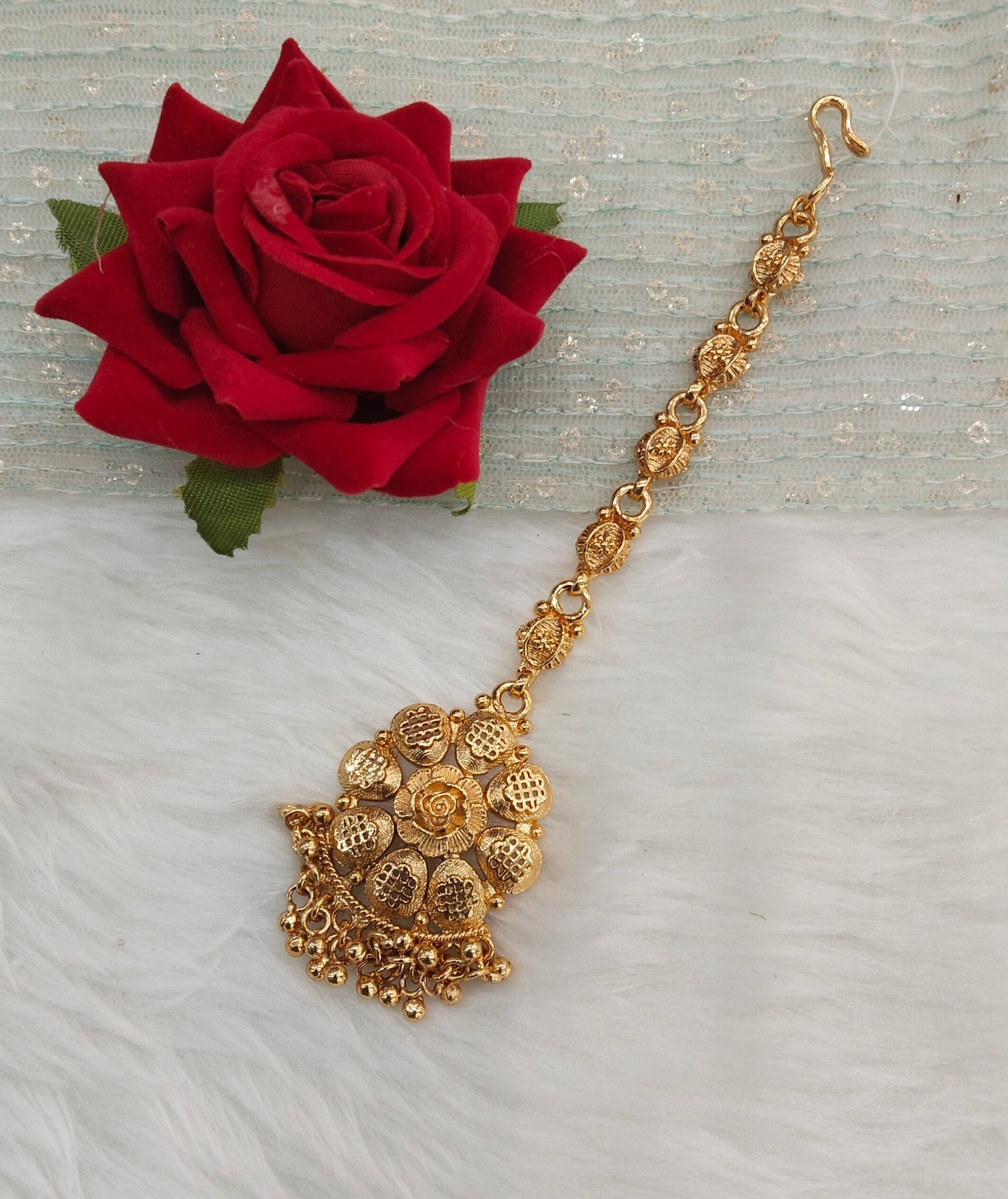 Gold polki and Antique Gold Tikka Jewellery Headpiece Set