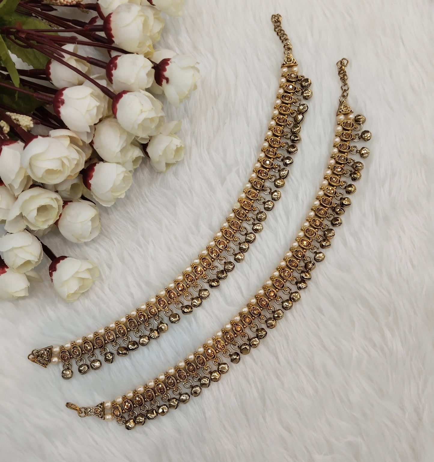 Antique Gold Anklets Jhanjar Payal Jewellery  Set