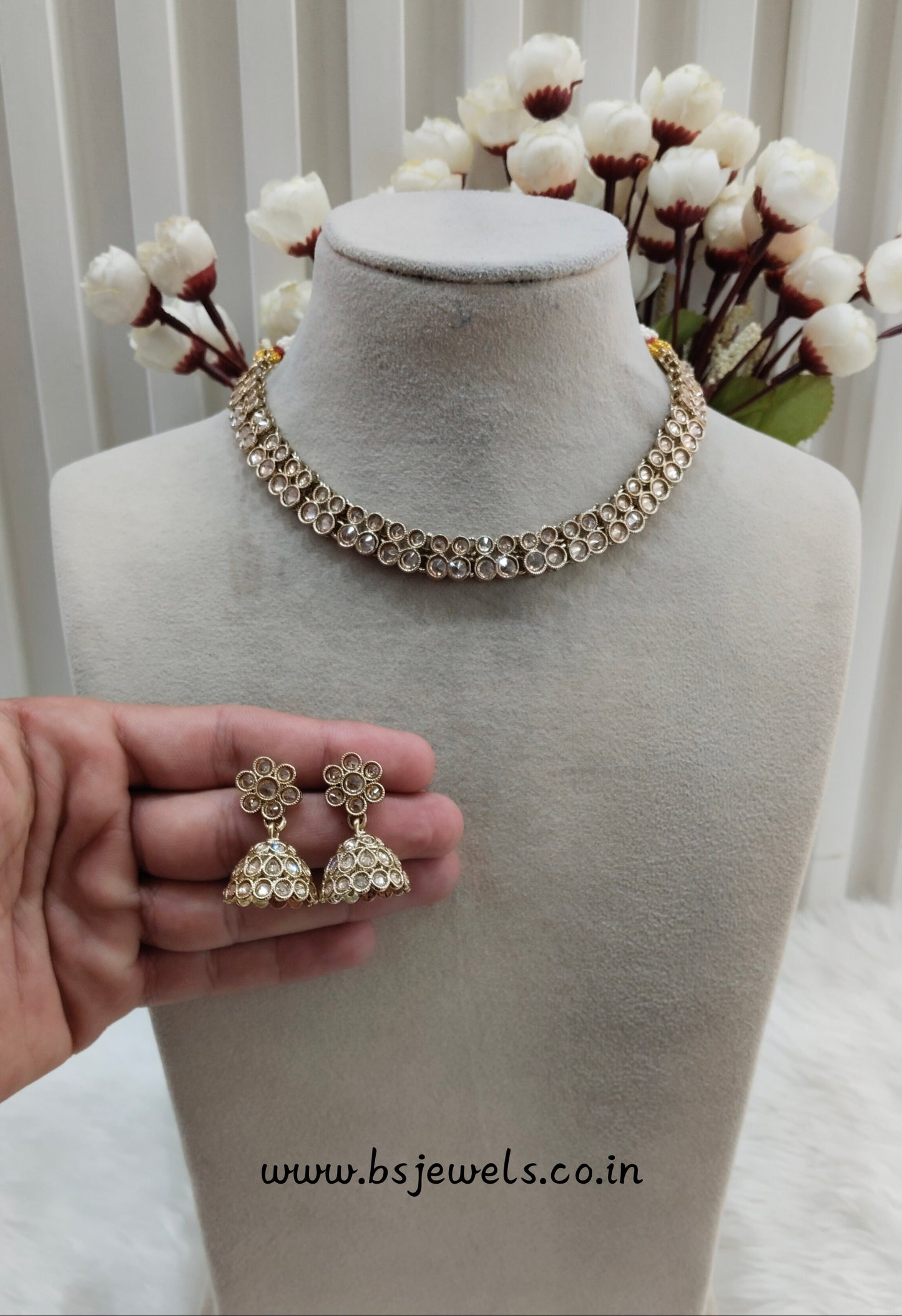 Antique Gold Necklace Jewellery Nitish Set