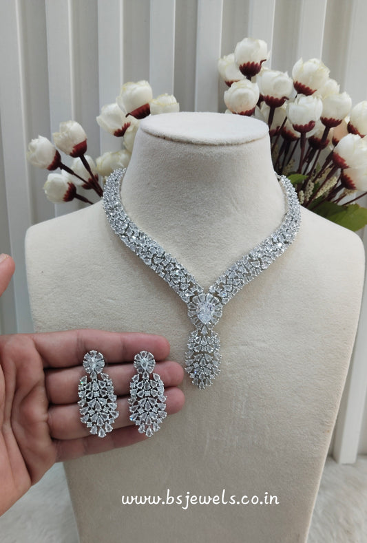 White Silver CZ Necklace Jewellery Lasit Set