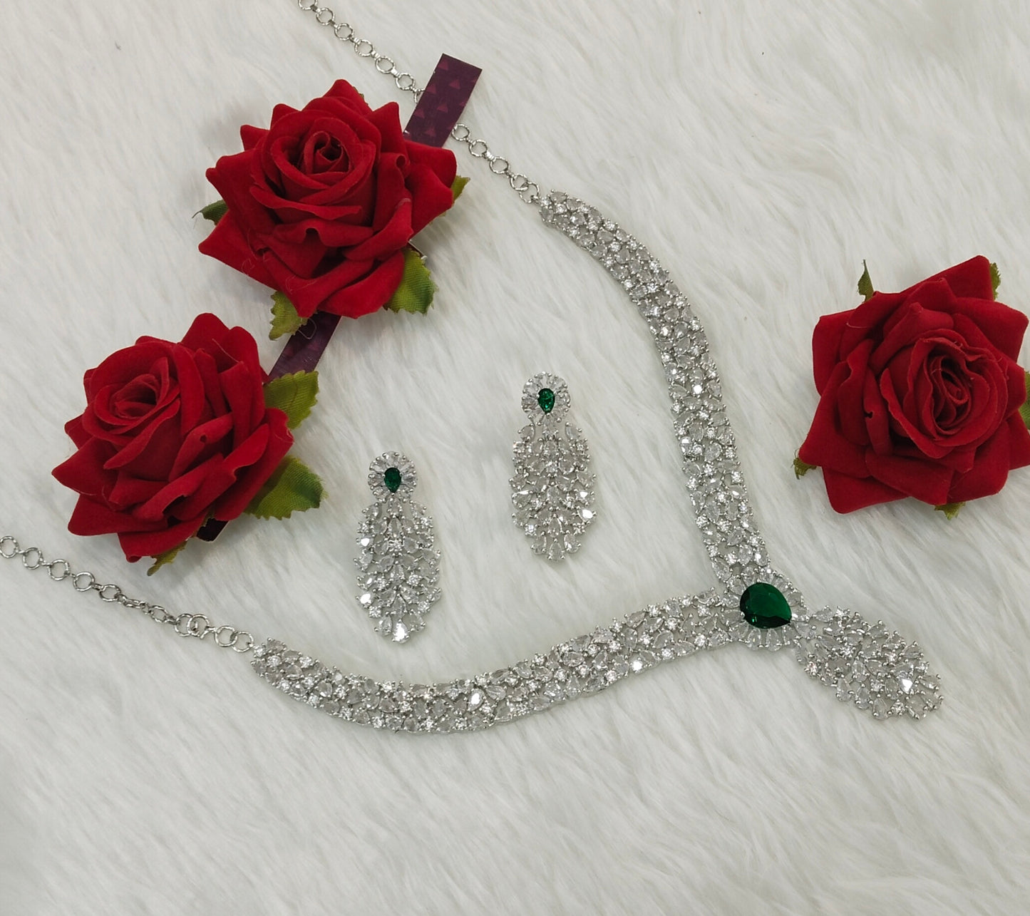 Green Silver CZ Necklace Jewellery Lasit Set
