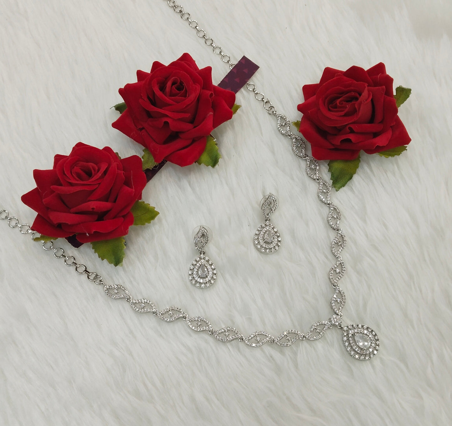 White Silver CZ Necklace Jewellery Malinga Set