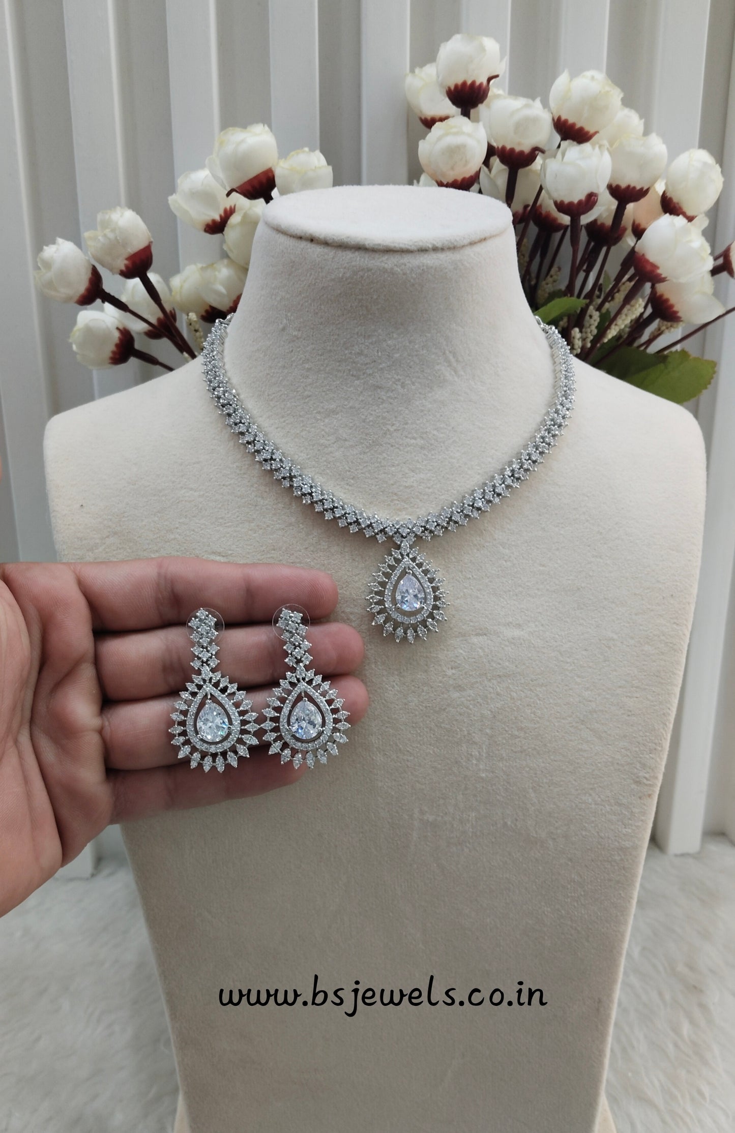 White Silver CZ Necklace Jewellery Polard Set