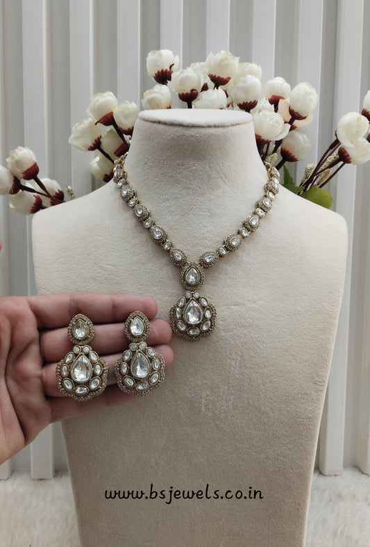 Antique Gold Necklace Jewellery Bravo Set