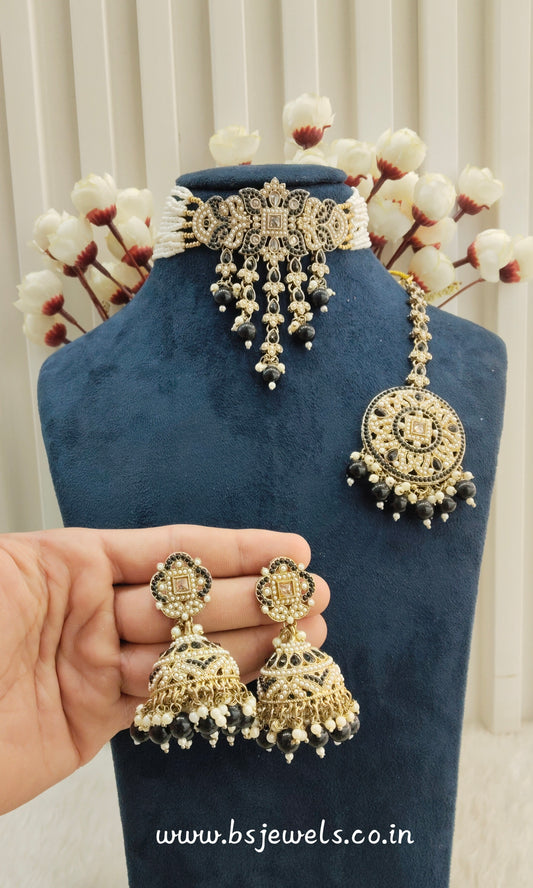 Black Antique Gold Choker Jewellery Bablu Set
