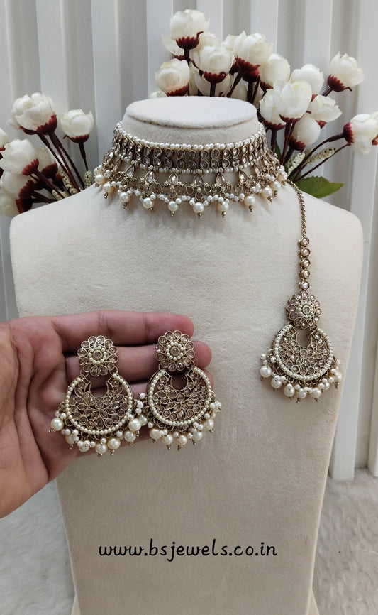 Antique Gold Choker Jewellery Rami Set
