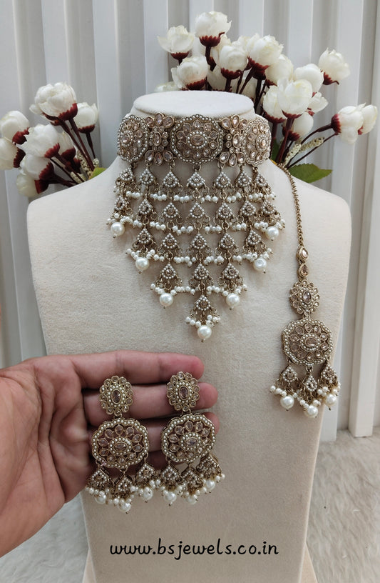 White Antique Gold Choker Jewellery Jaggi Set
