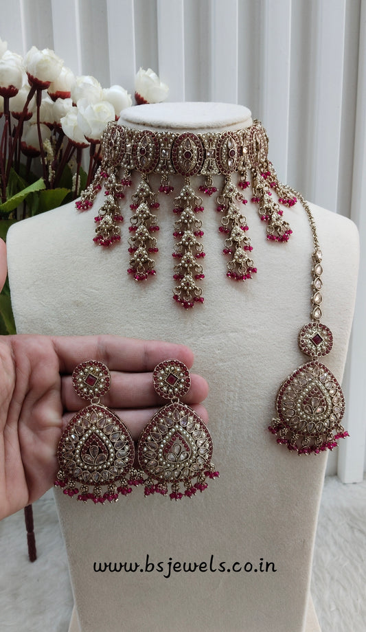 Ruby Antique Gold Choker Jewellery Inder Set