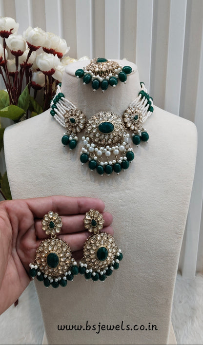 Green Antique Gold Choker Jewellery Porel Set