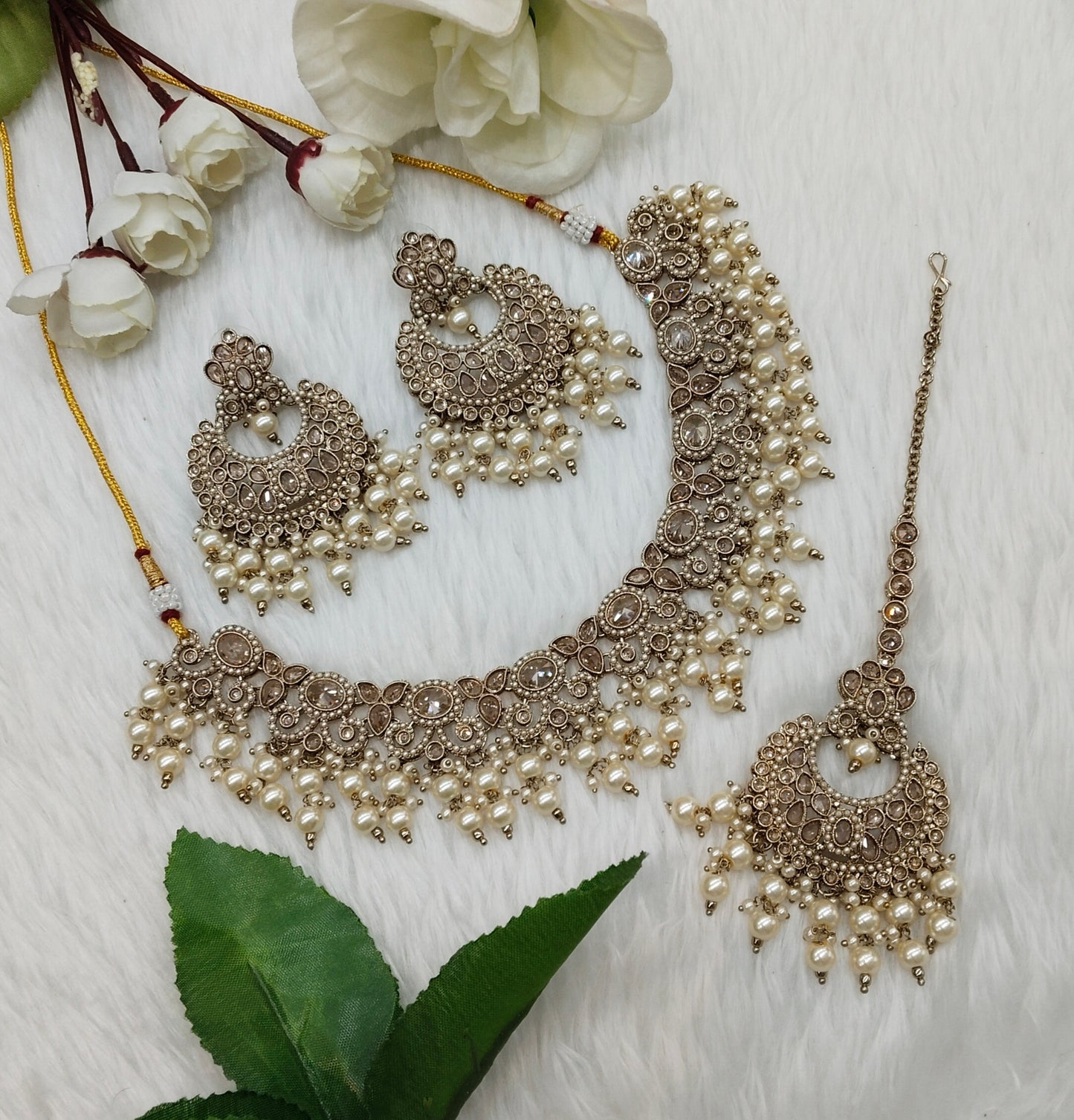 Antique Gold Necklace Jewellery Mangu Set
