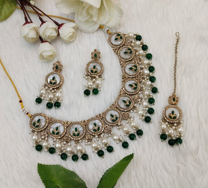 Green Antique Gold Necklace Jewellery Daisy Set