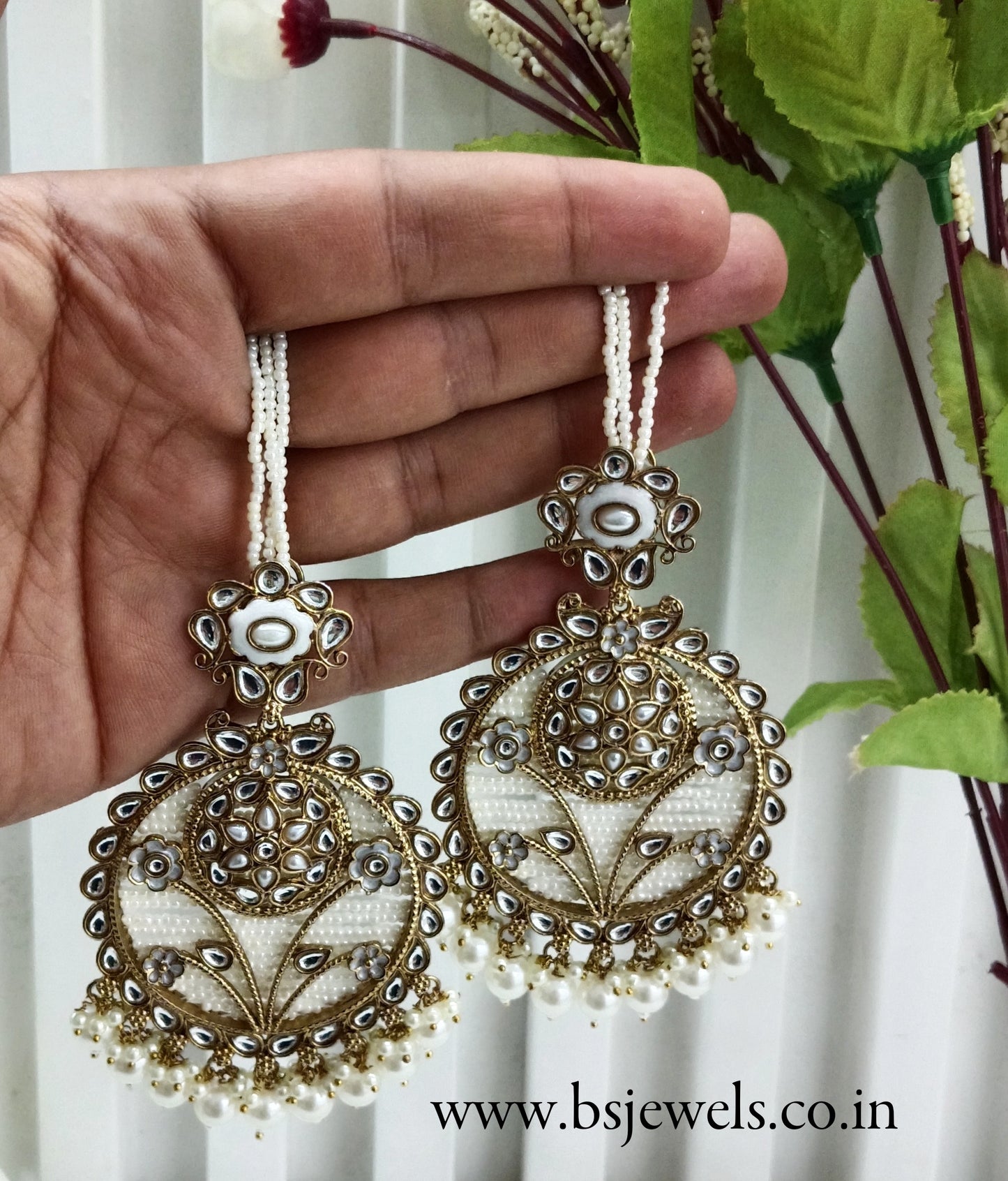 White Kundan Bollywood Pargat Earrings