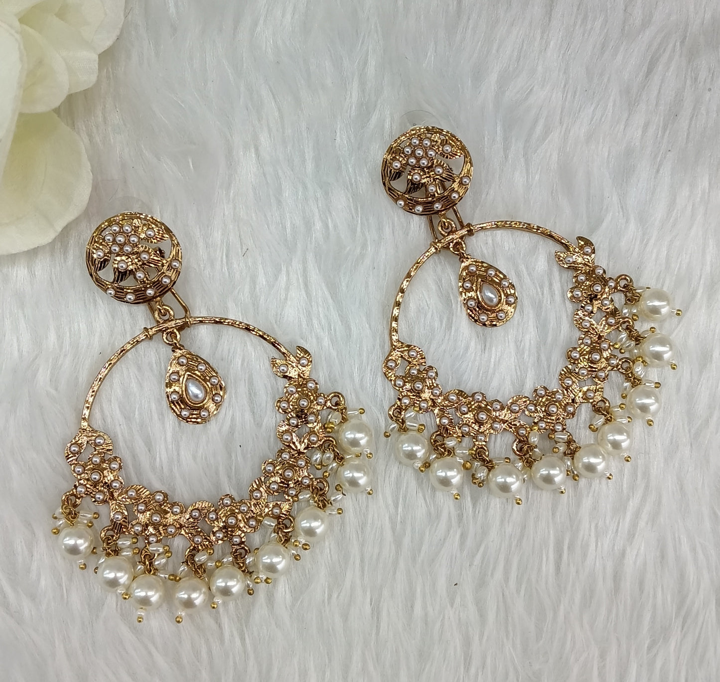 White Gold Kundan Bollywood Pargat Earrings
